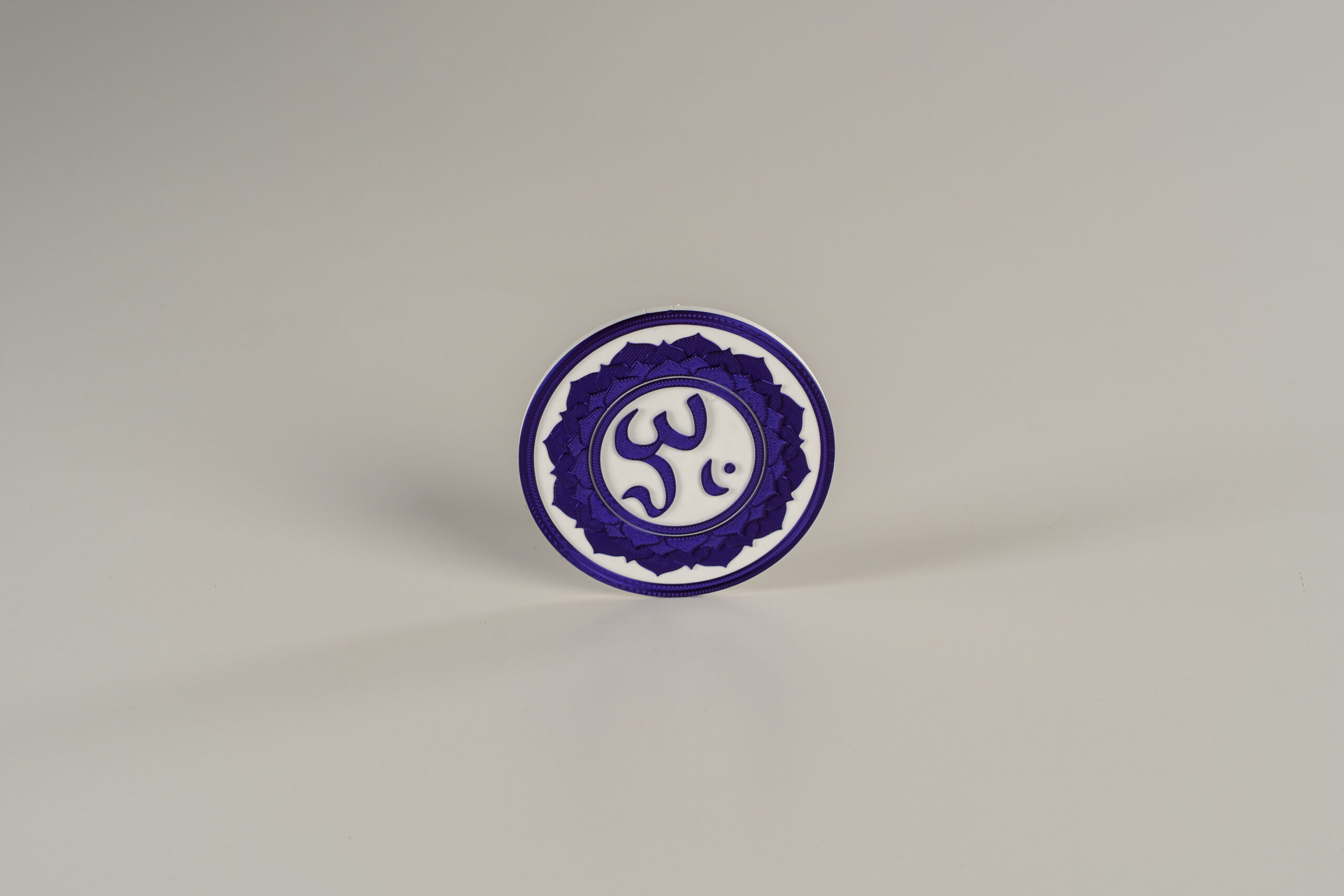 Kronenchakra auf der Zentari Resonanzmatte für tiefe Entspannung und innere Stille